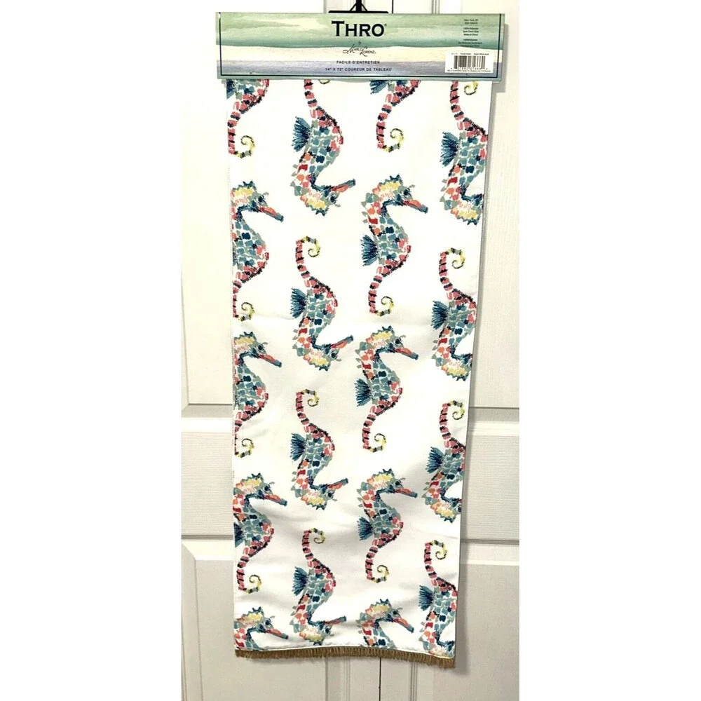 Thro Marlo Lorenz Bella Seahorse Table Runner 14